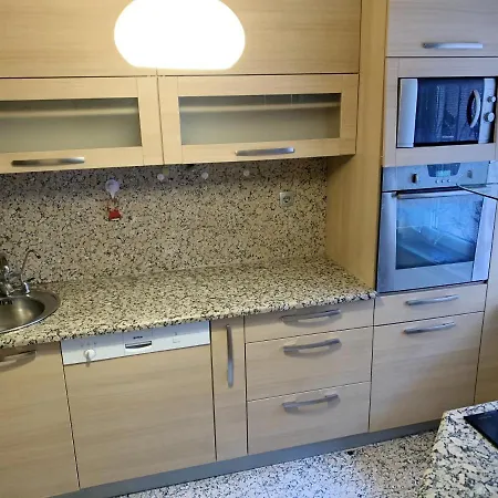 Appartement Apartment With 3 Bedrooms In Sarajevo With Balcony And Wifi *